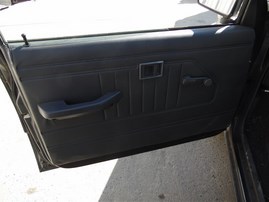 1992 MITSUBISHI MIGHTY MAX PICK UP 2DOOR BLACK 2.4 MT 2WD 203973